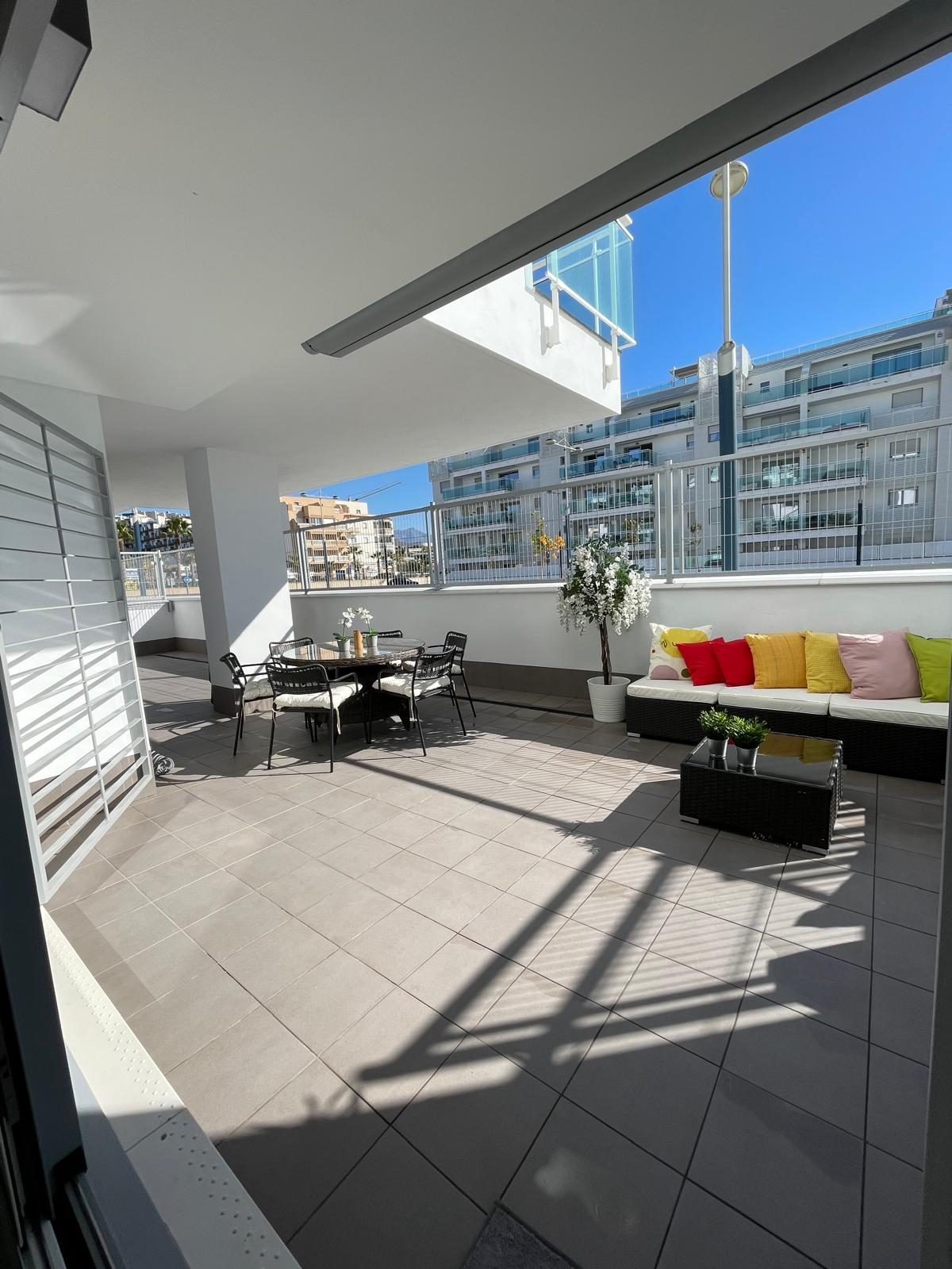 Espacio para comer, leer y tomar el sol, apartamento Duna Beach en Torrox Costa